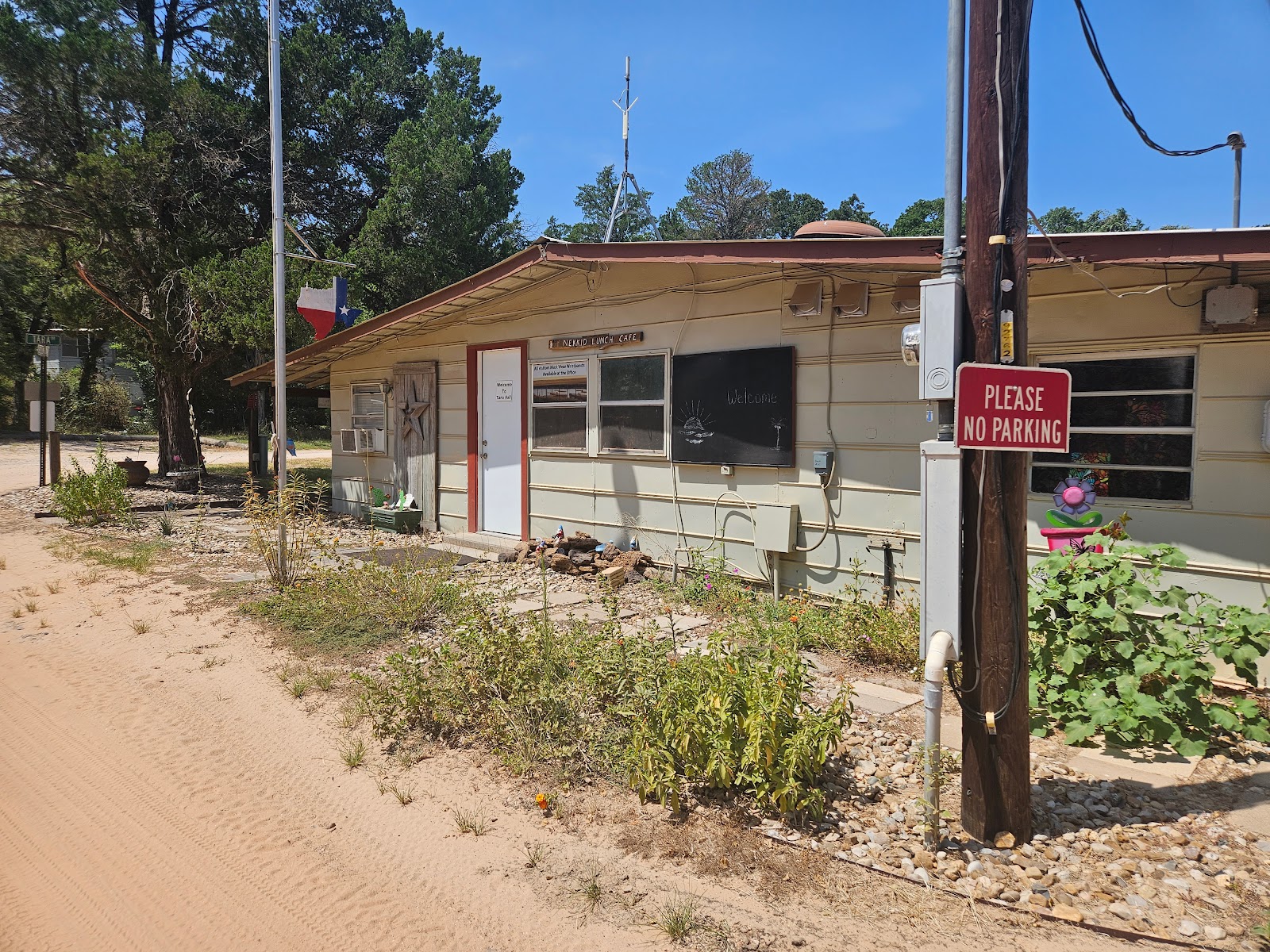 Lone Star Resort - Clothing Optional