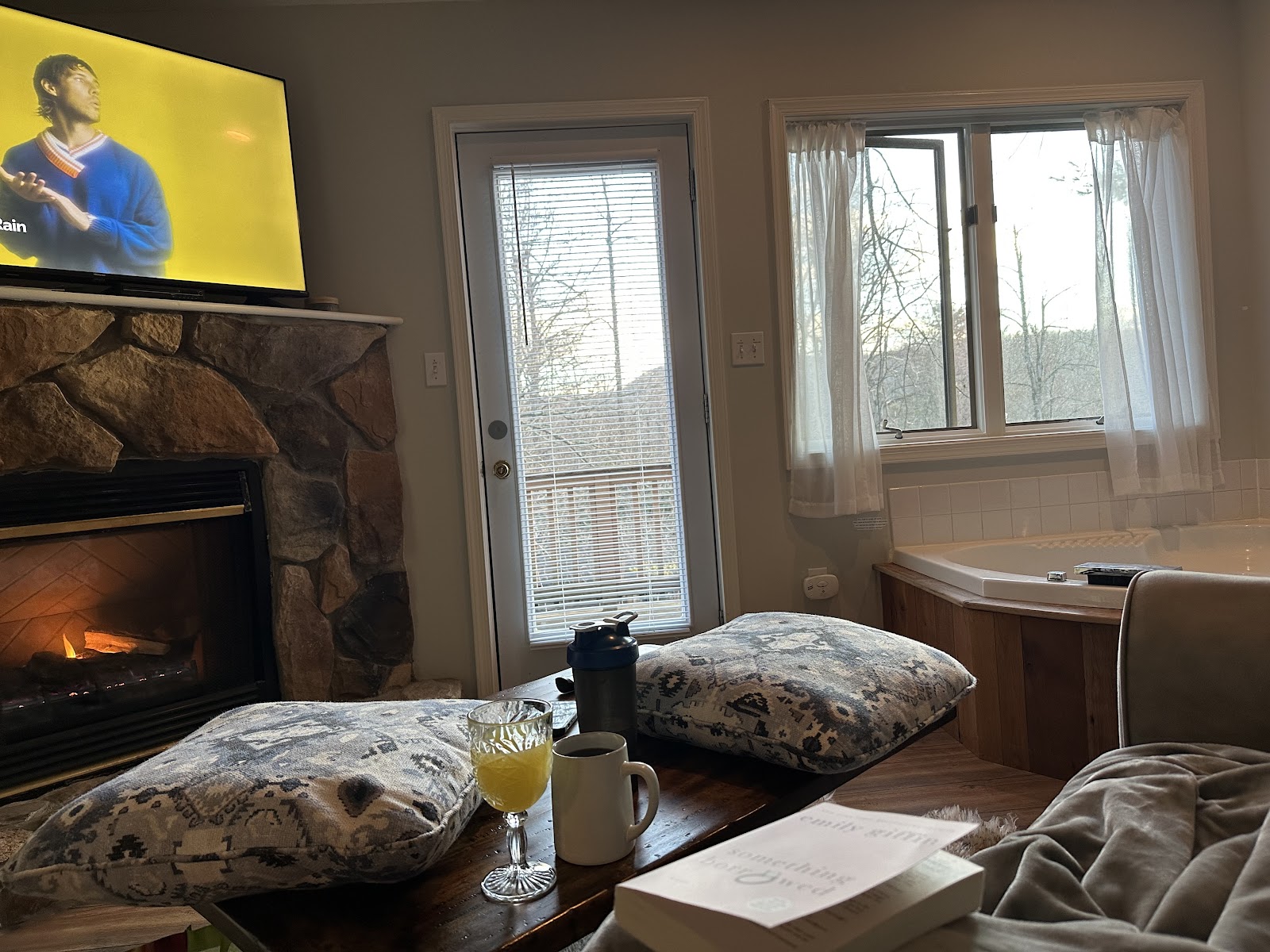 Love Ridge Mountain Lodging Camping