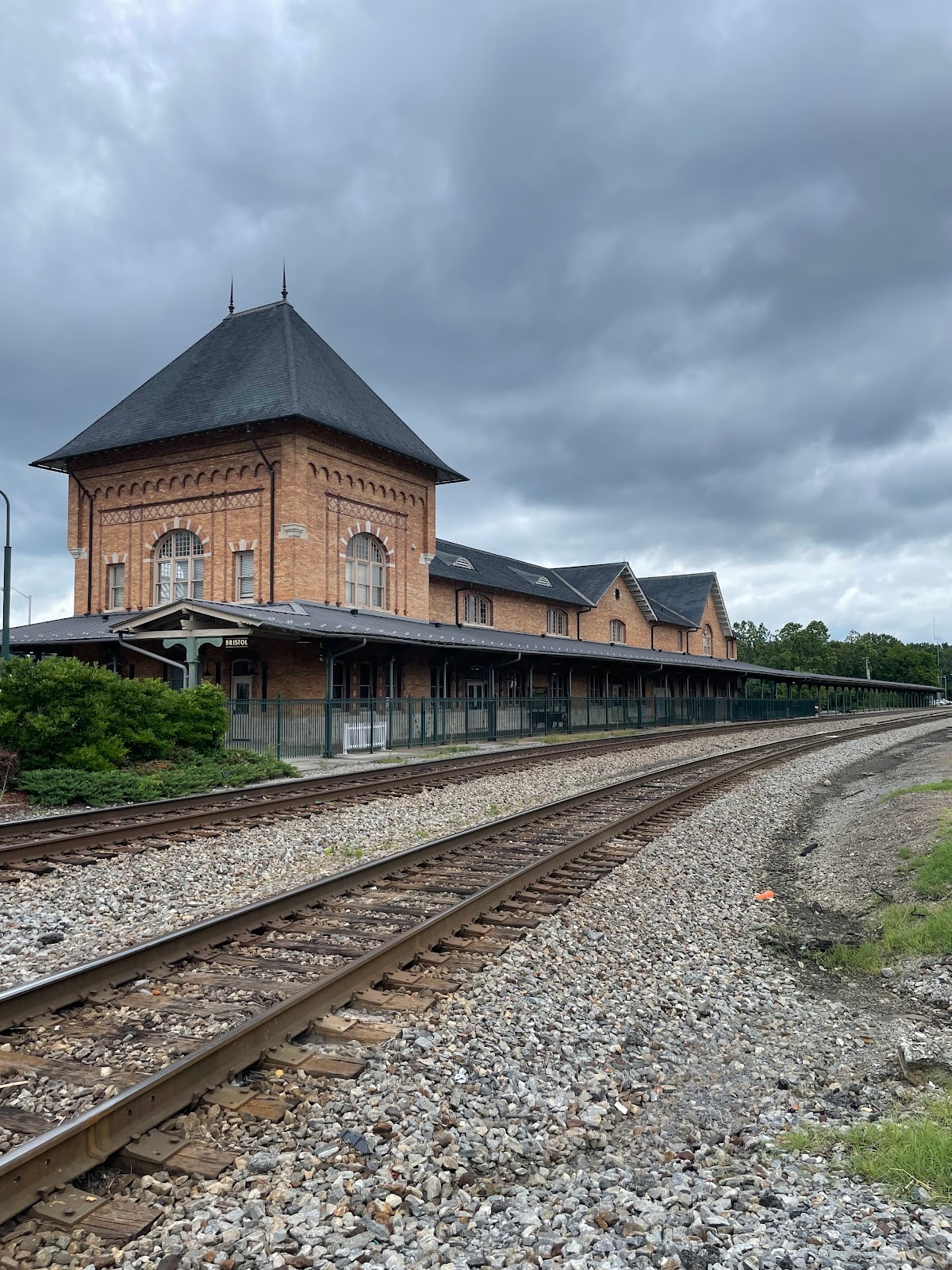 Wolf Lair Village Campground