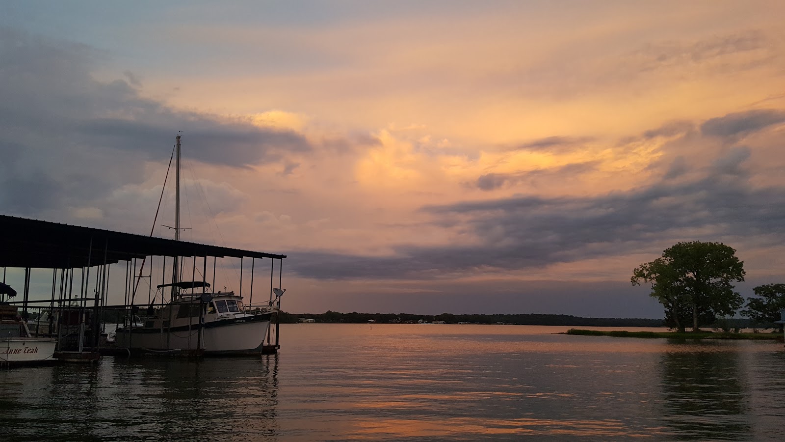 West Bay Marina Resort