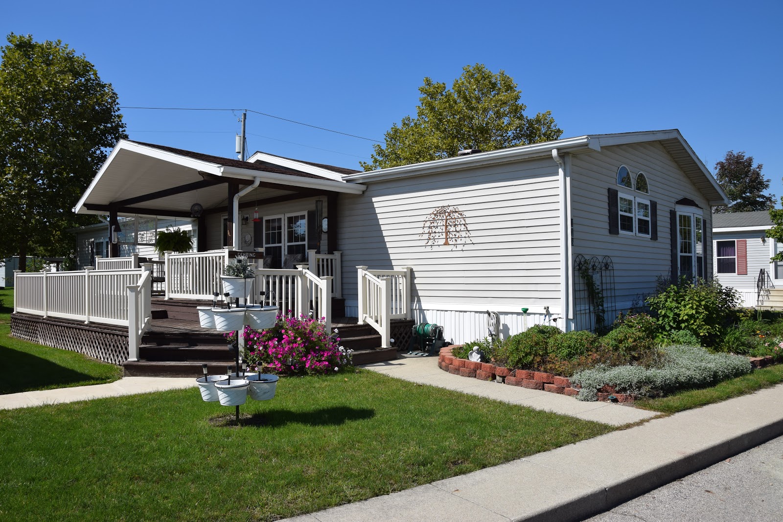 Bluffton Woods Mobile Home Community Camping