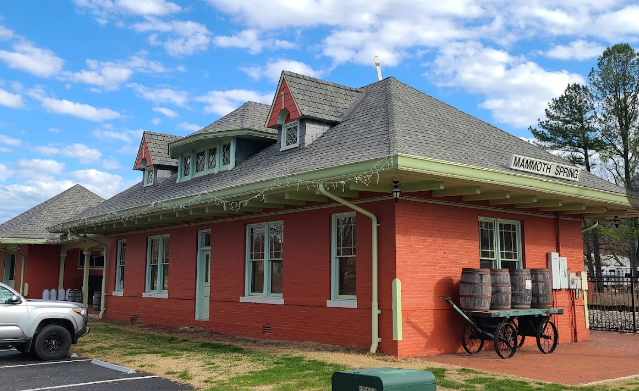 Mammoth Spring State Park