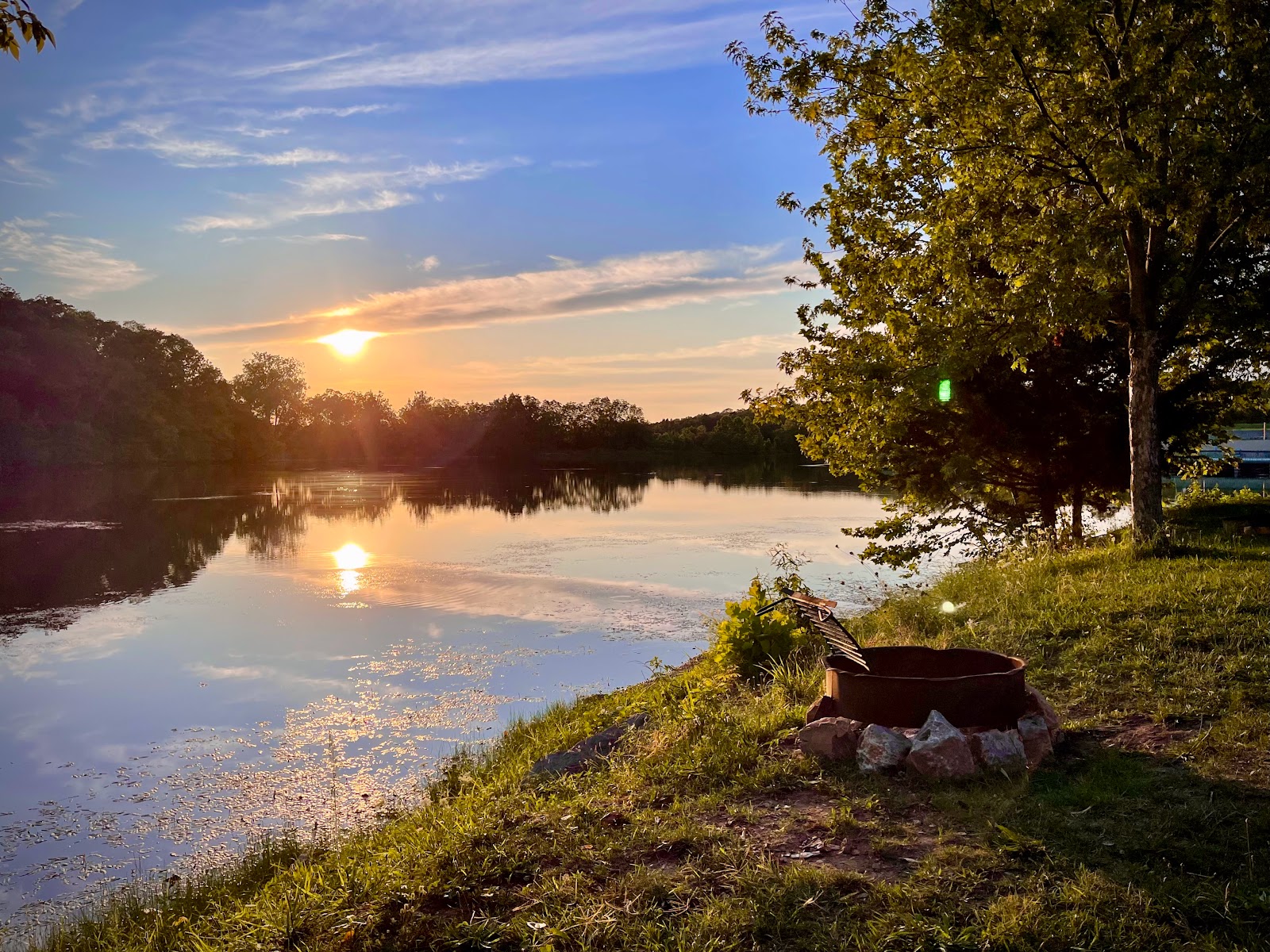 Lake Paradise Resort