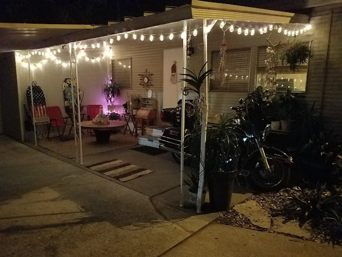 Palm and Pines Mobile and RV Park