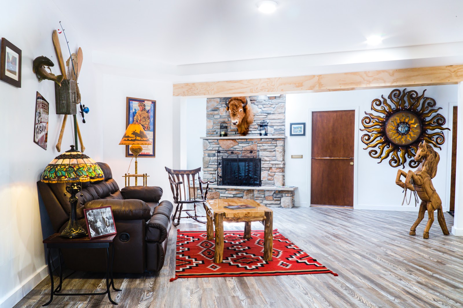 Riverwood Inn & RV Park