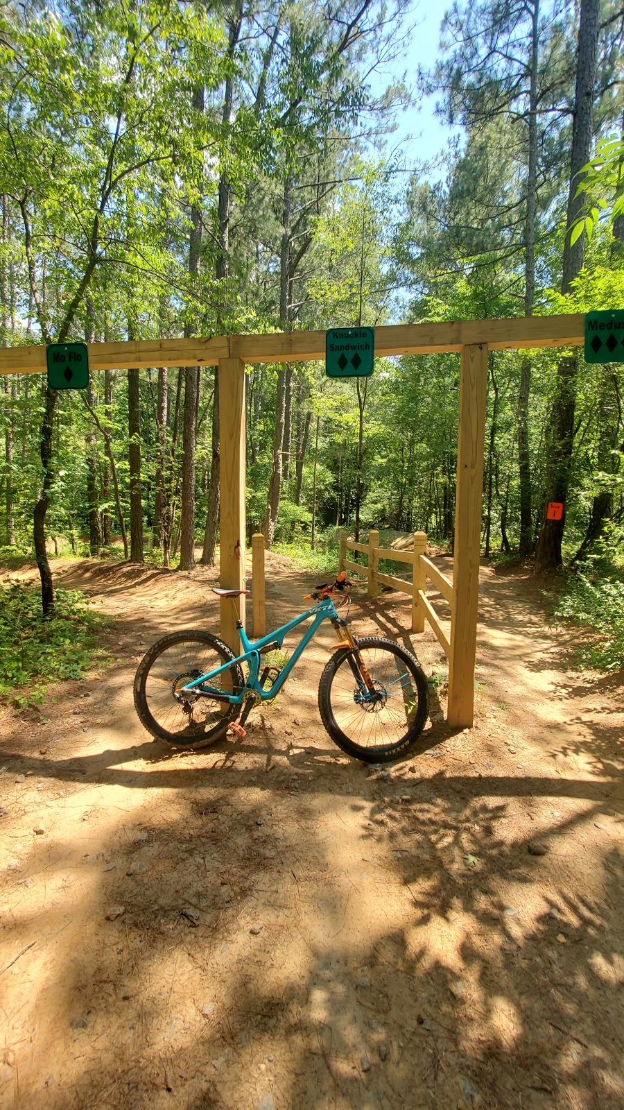 Allatoona Creek Park