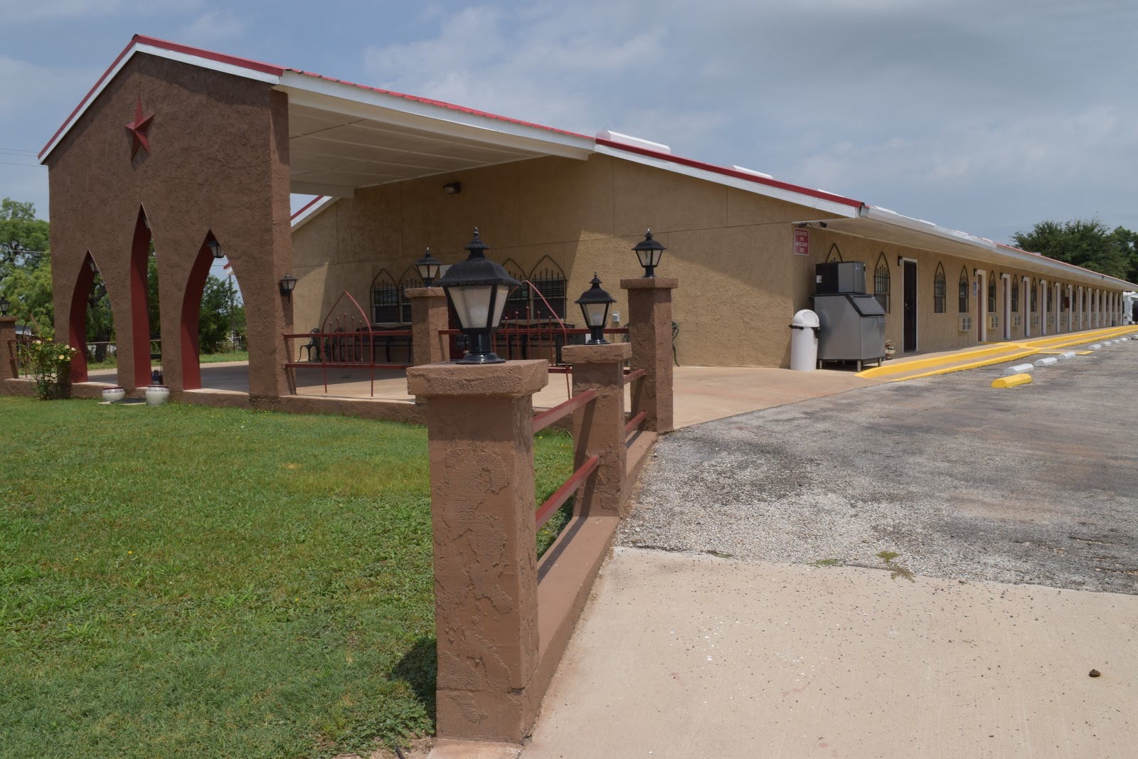 Albany Motor Inn & RV Campground