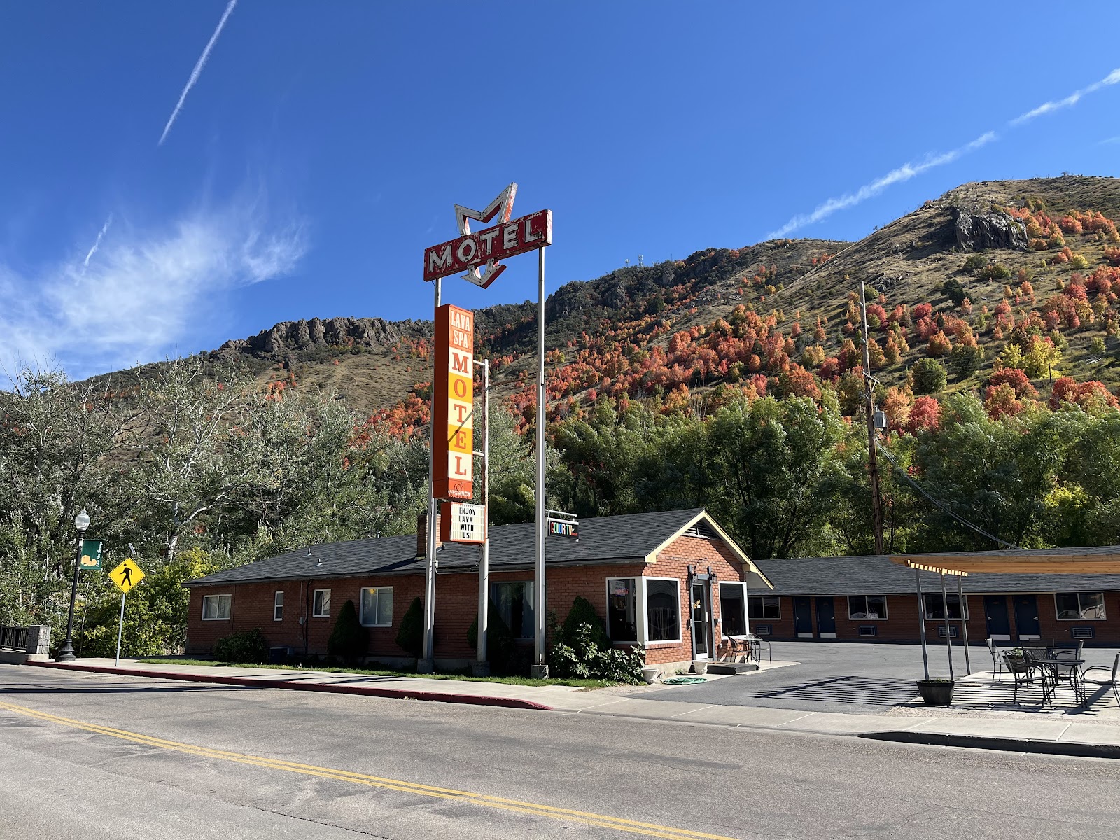 Lava Spa Motel and RV Park