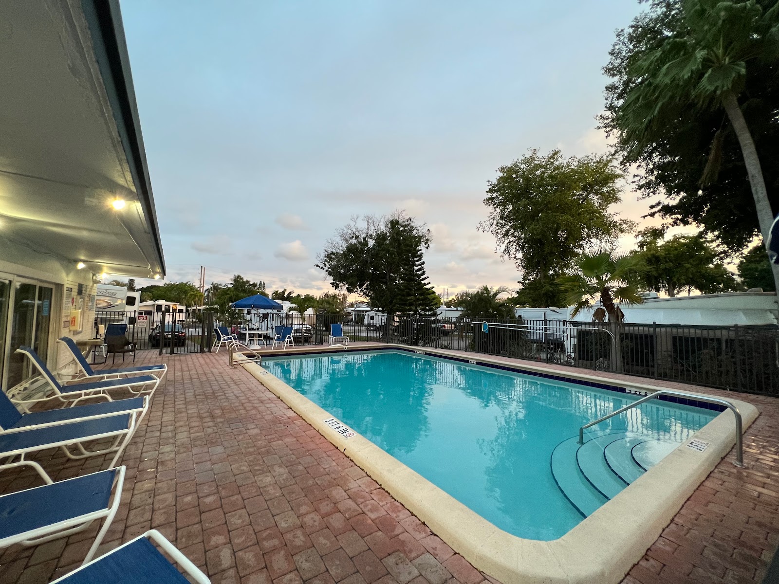 Sunshine Holiday Camper Resort