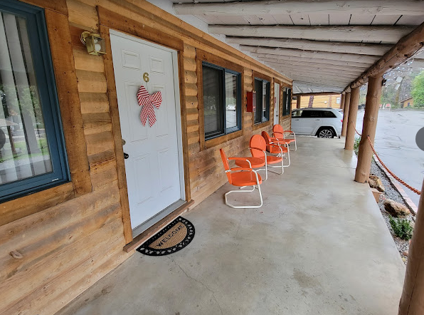 Fawndale Lodge & RV Resort