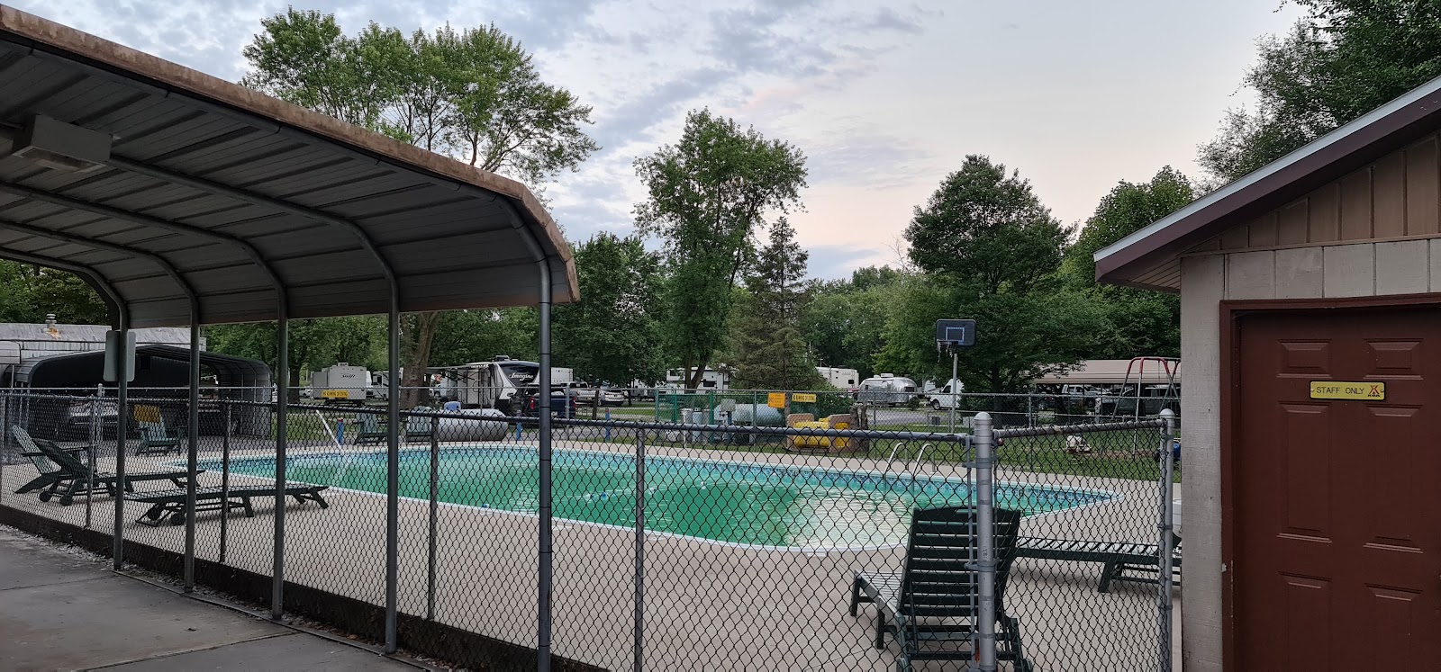 St. Louis NE/Granite City KOA