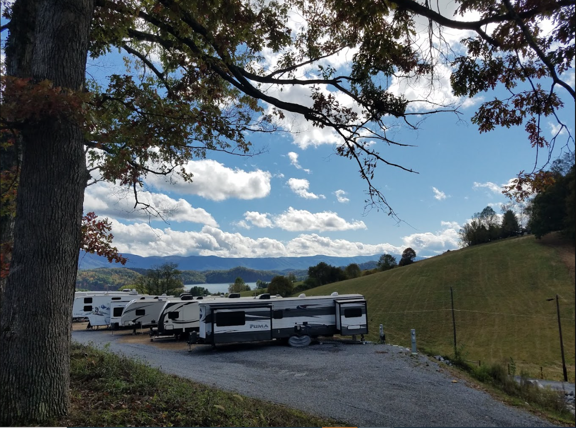 Wolf Lair Campground