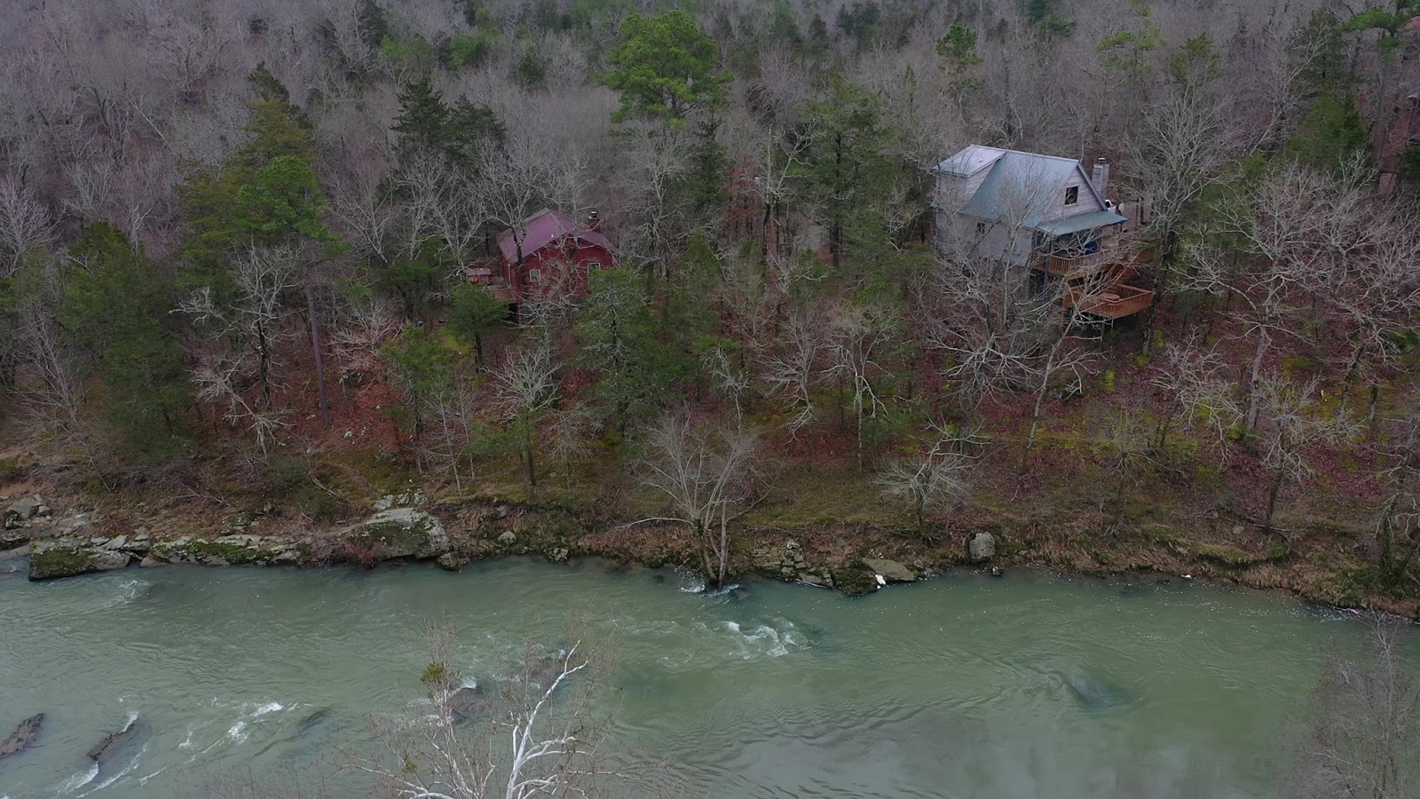 River View Cabins & Canoes