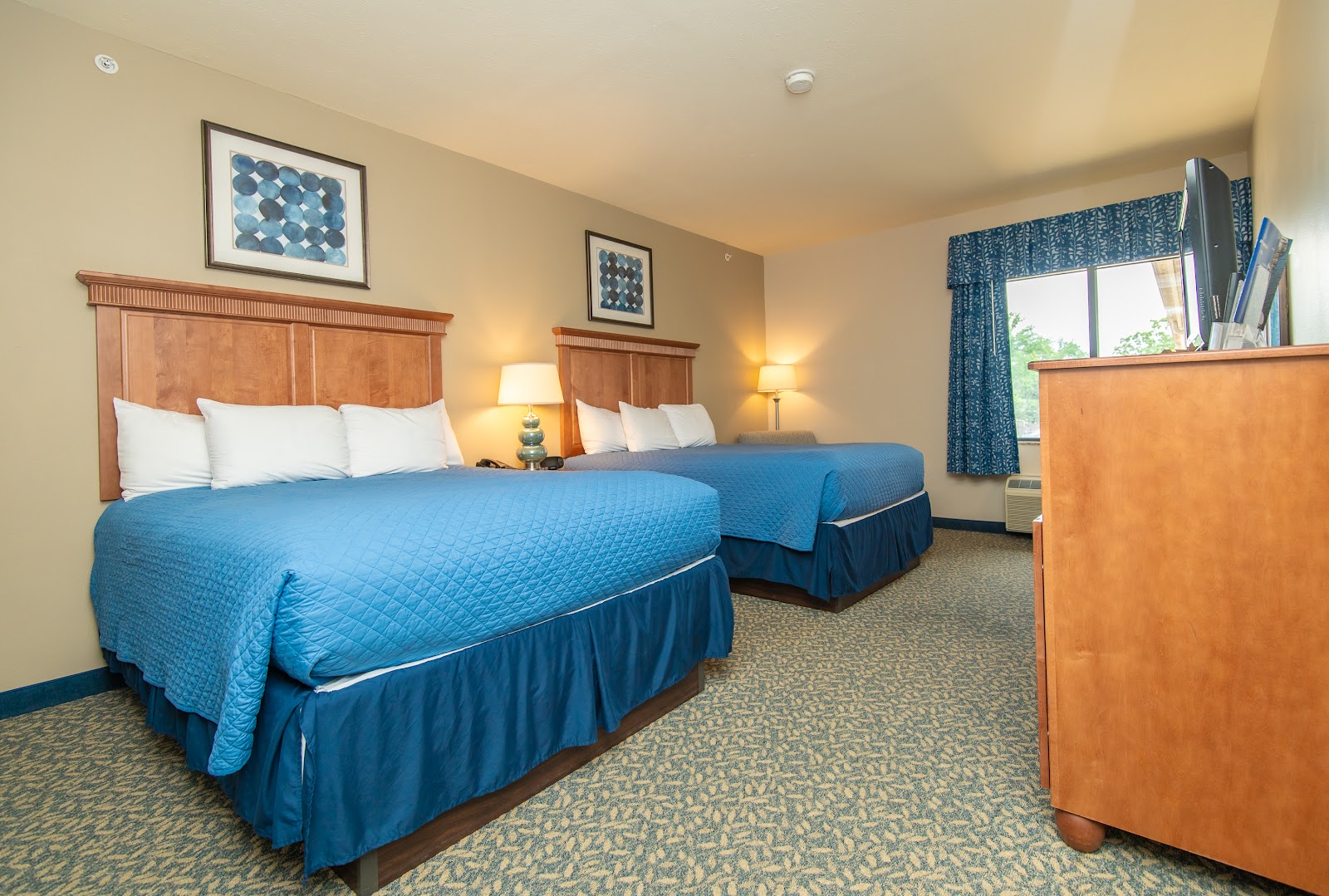 Port of Kimberling Marina & Campground