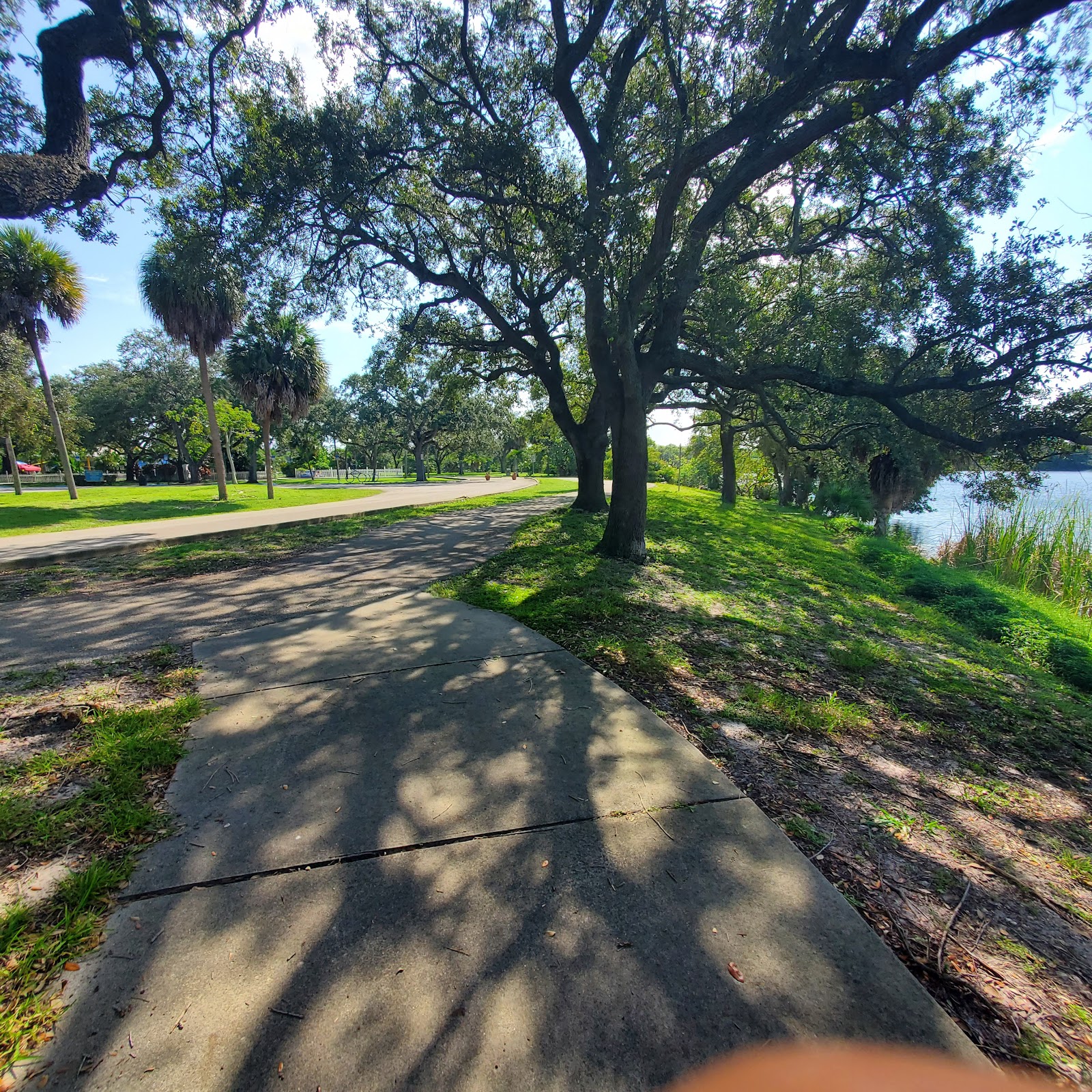 Topeekeegee Yugnee Park / Whispering Pines