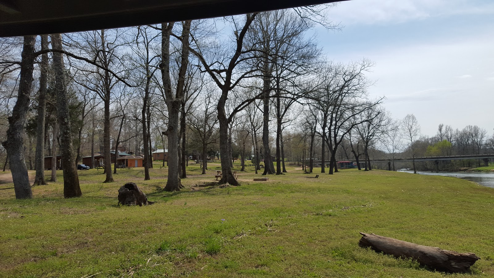 Southfork Canoe Resort