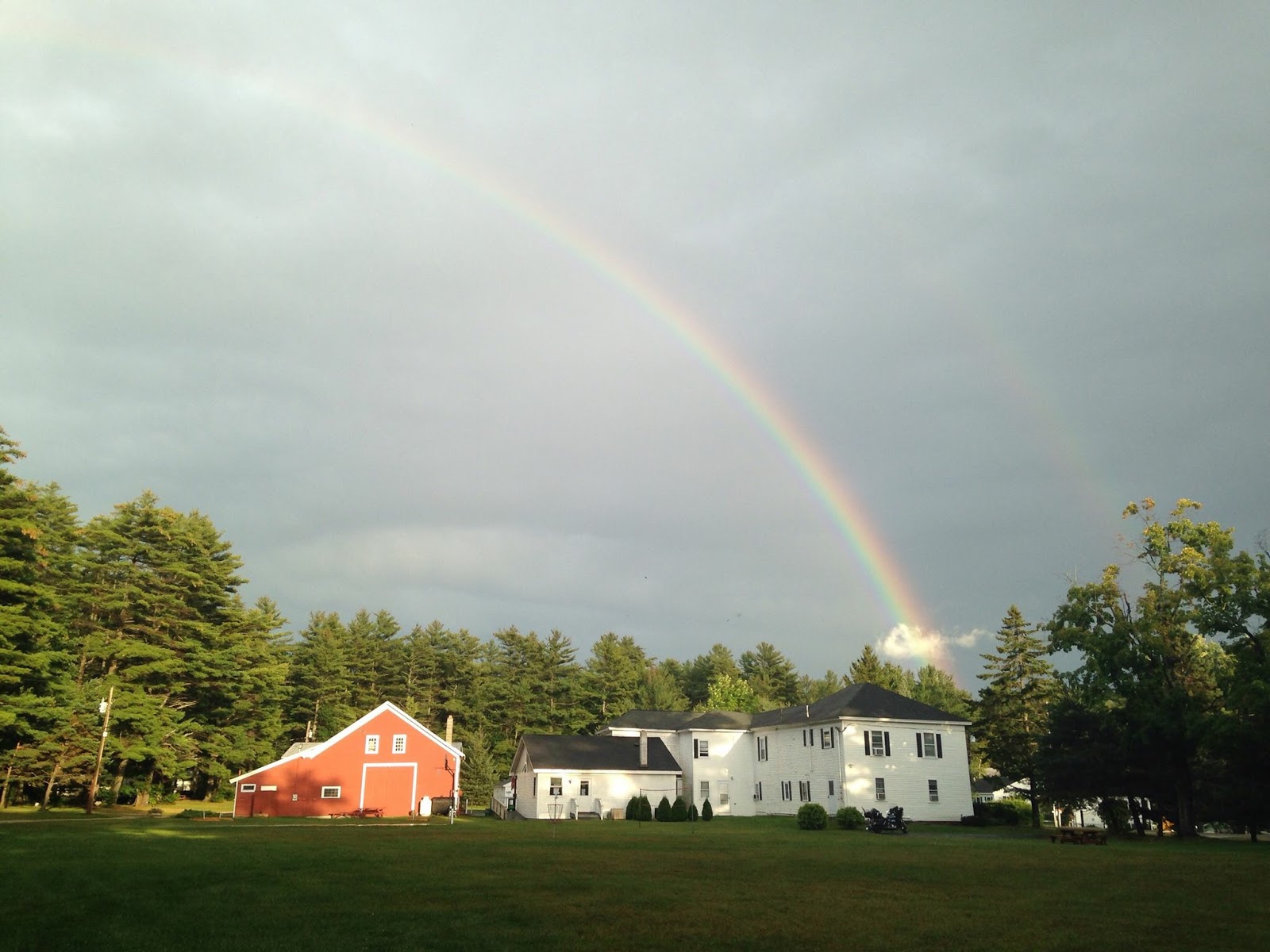 Lake Ivanhoe Inn and Campsites