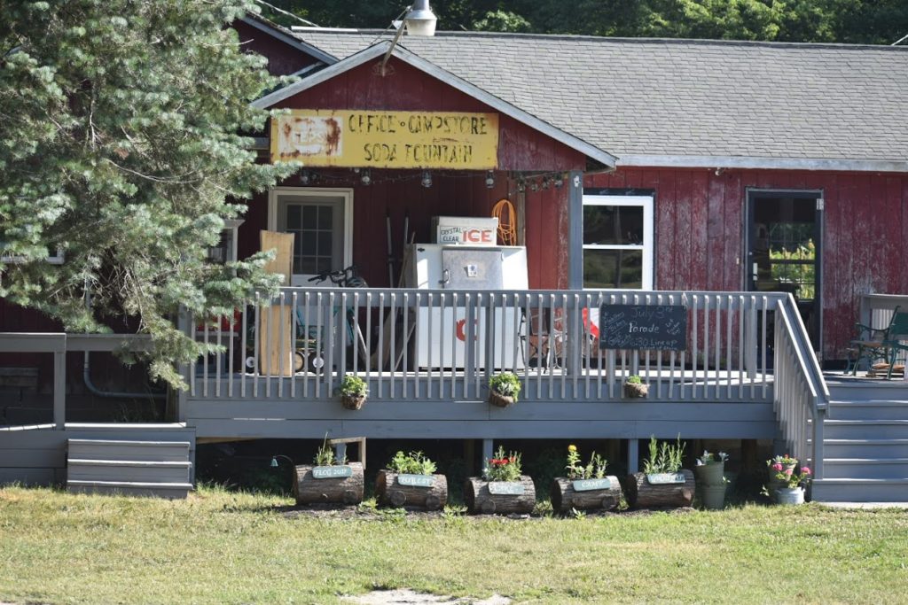 Forest Lake Campground
