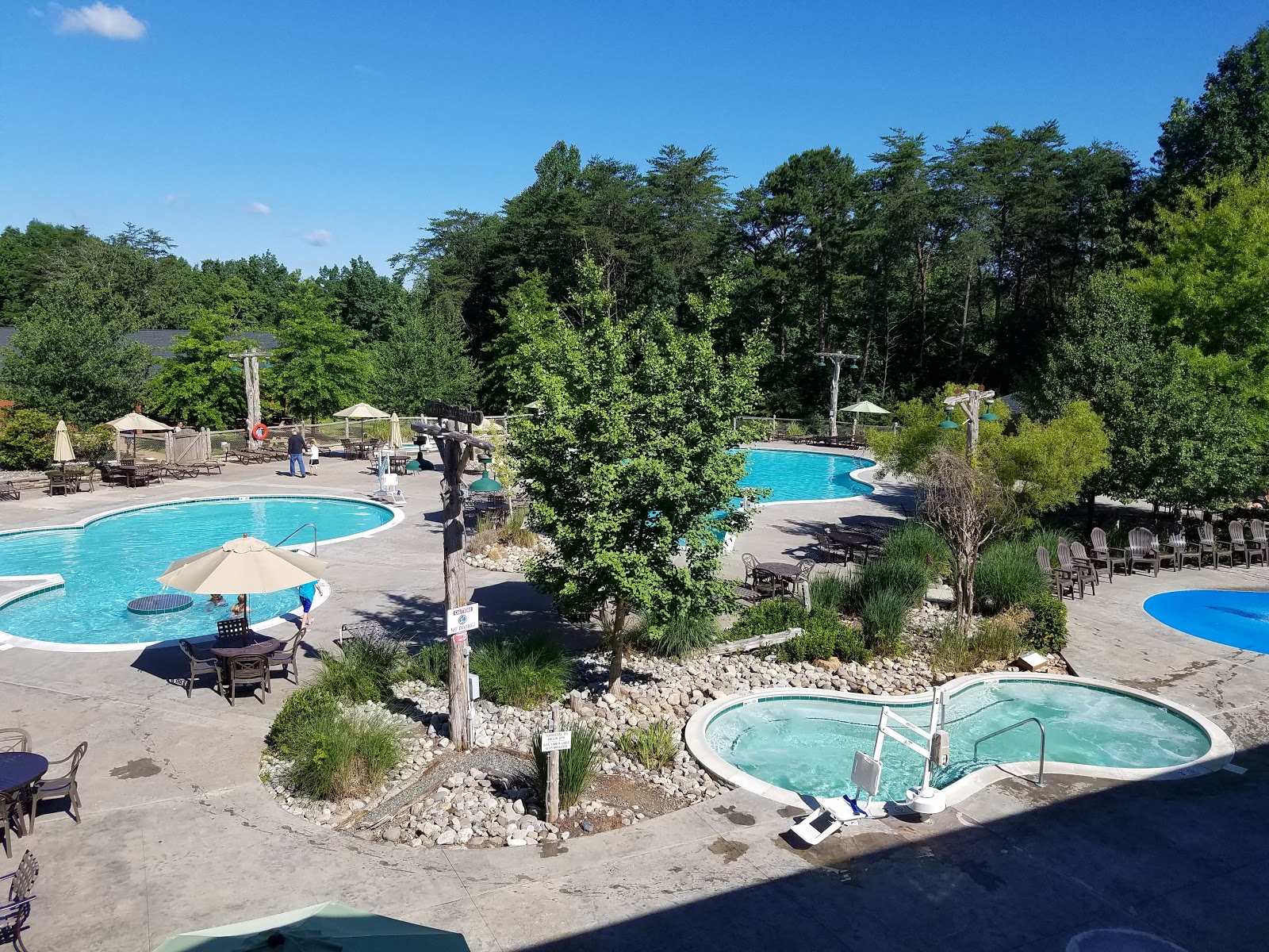 SHENANDOAH CROSSING RESORT & CC