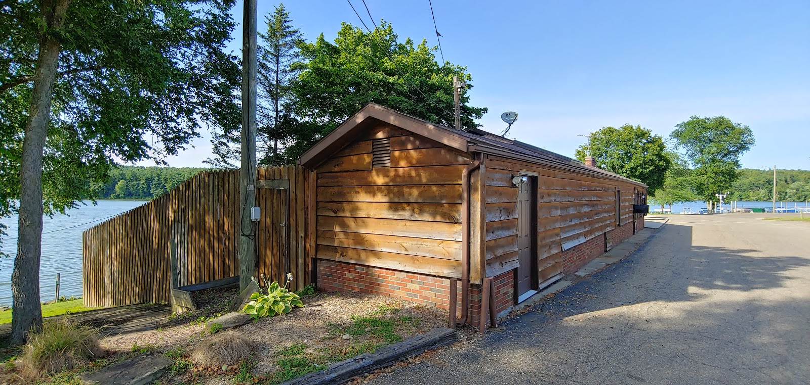 Clendening Lake Marina and Campground