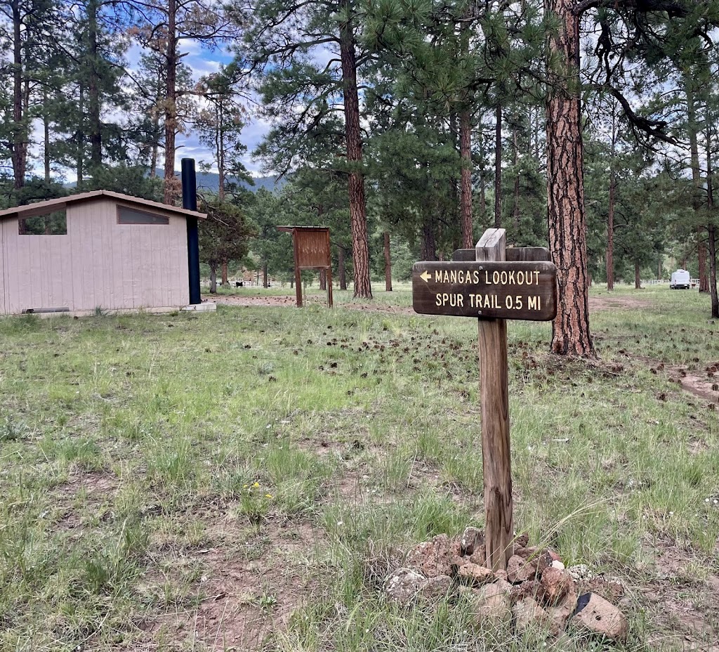 Valle Tio Vinces Camp