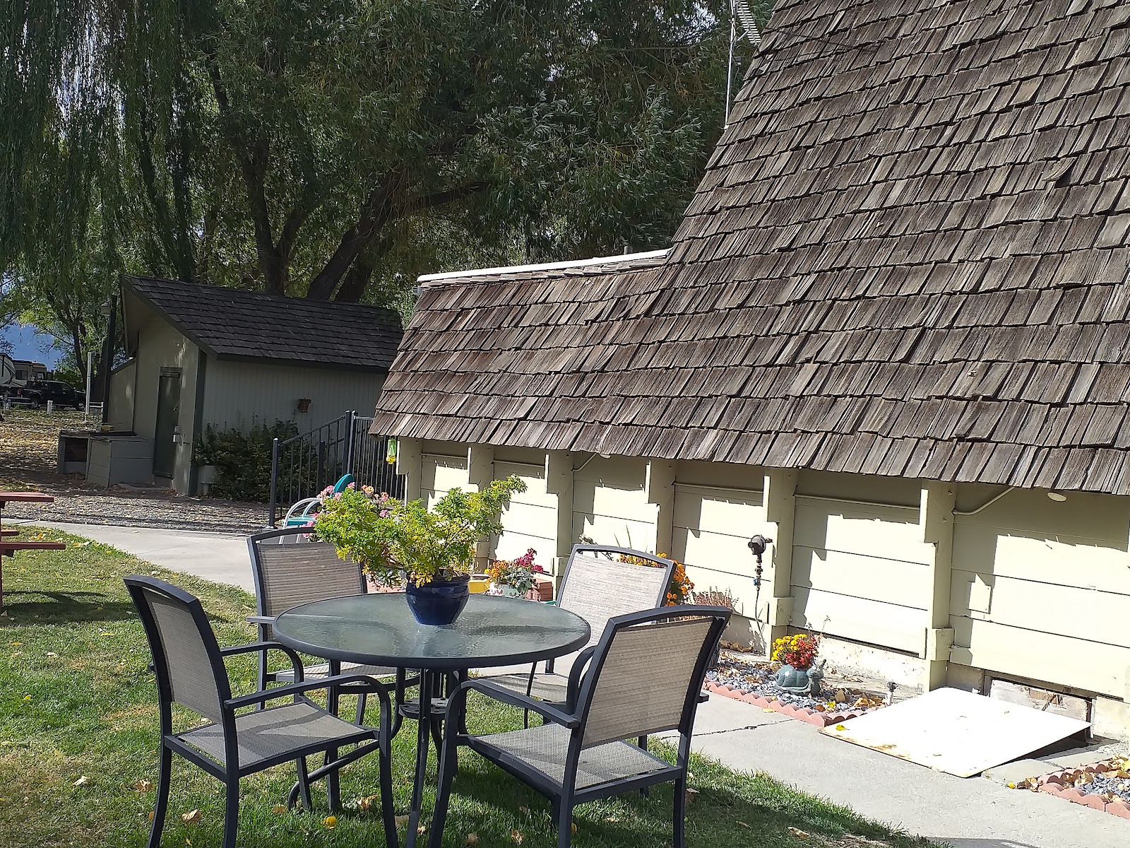 Oregon Trails West RV Park