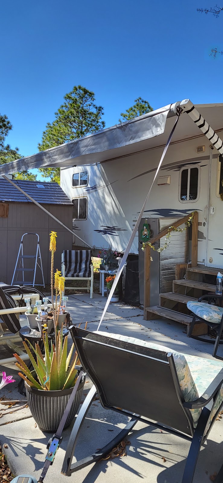 Sandy Oaks RV Resort