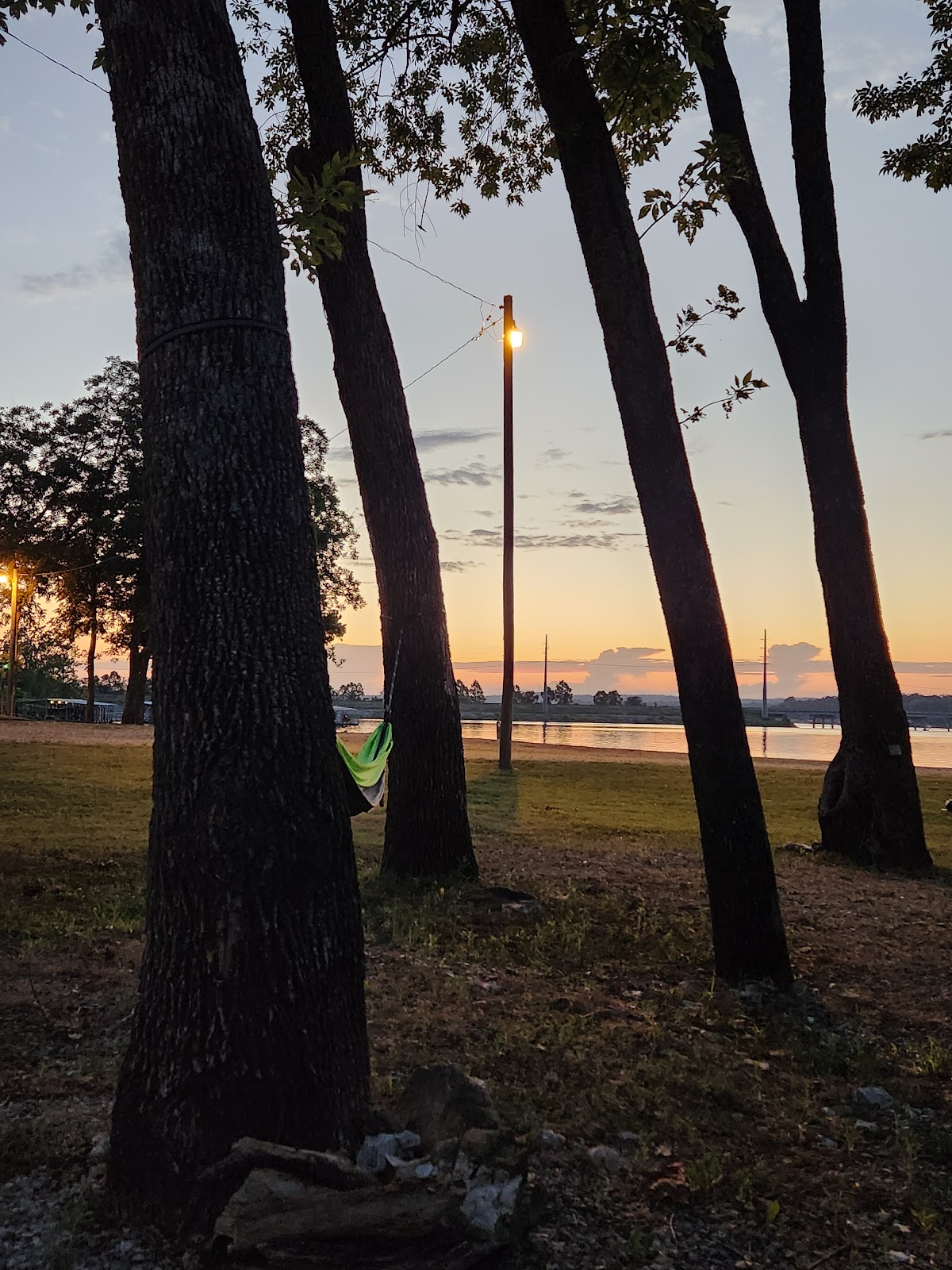 Lakewood Village MH & RV Park