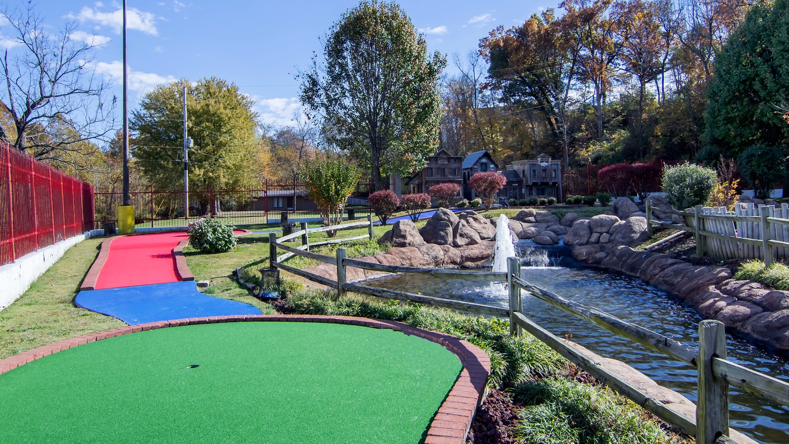 Lokomotion Family Fun Park