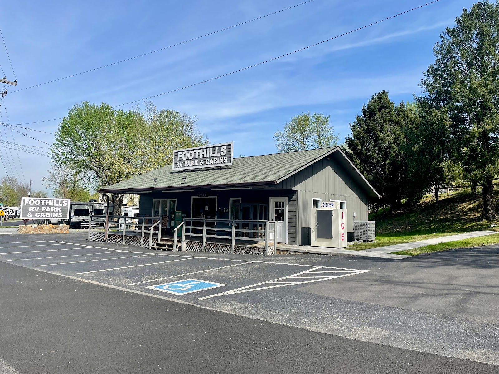 Foothills Campground & Cabins