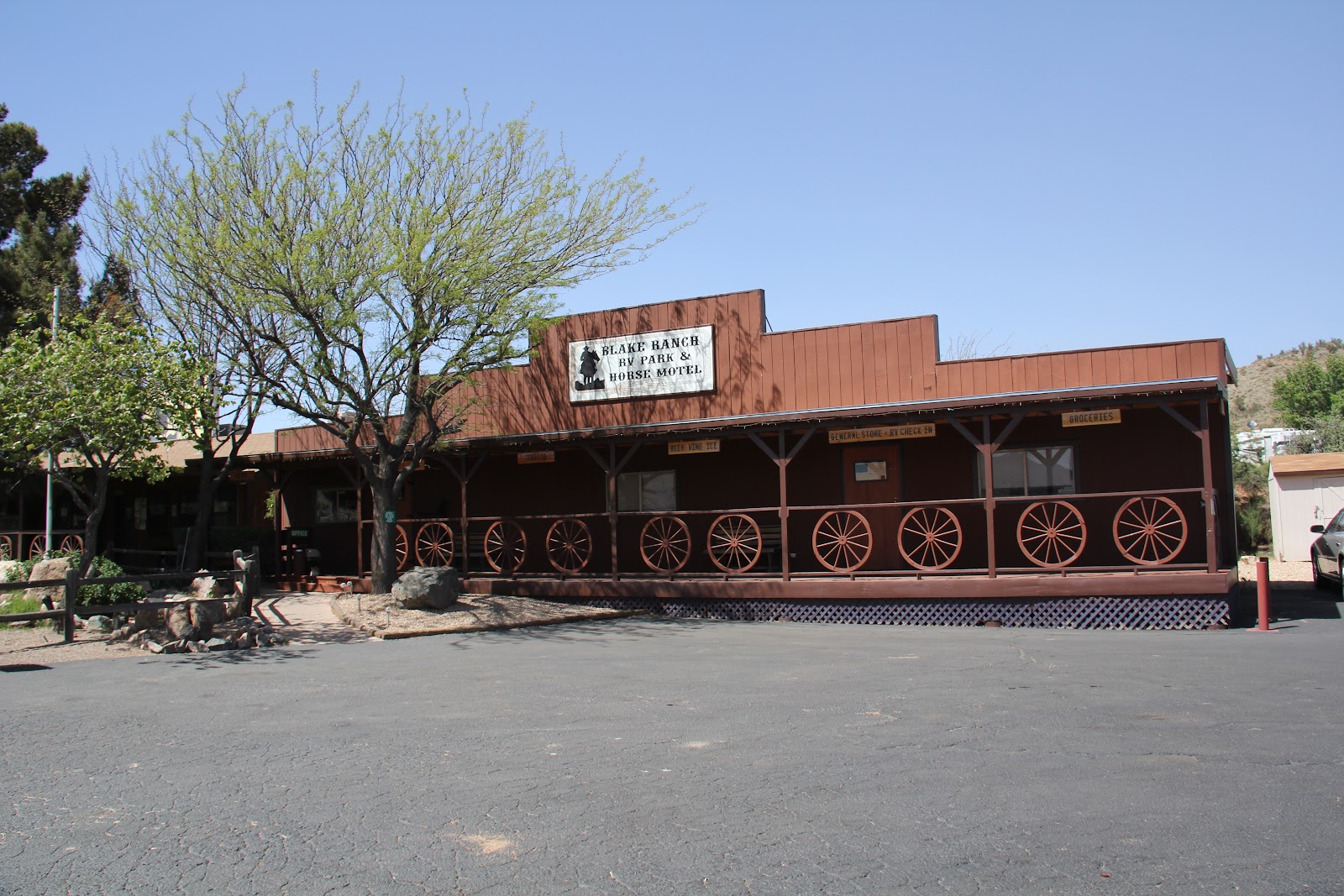 Blake Ranch RV Park & Horse Motel