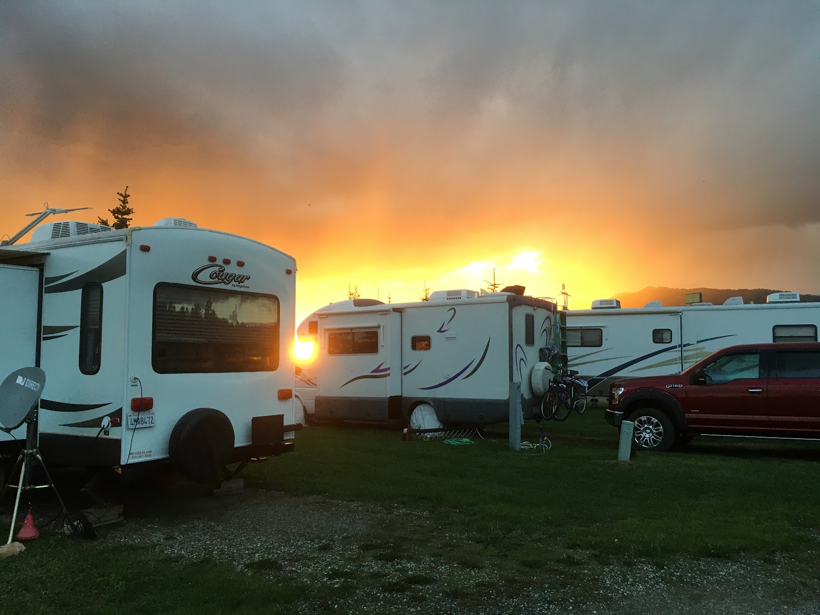 Valley View Grocery and RV Park