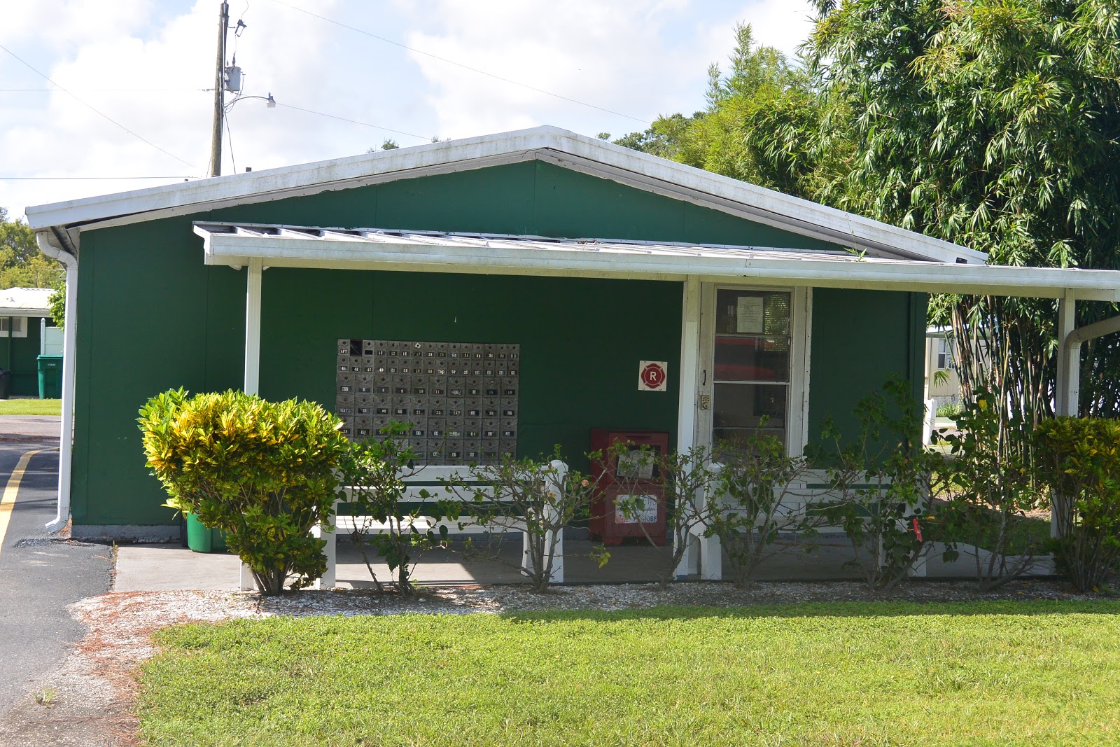 Lone Oak Camper Village