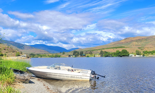 Spectacle Lake Resort