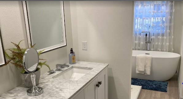 Savoy Island Ranch - Glamper Airstream Mansion