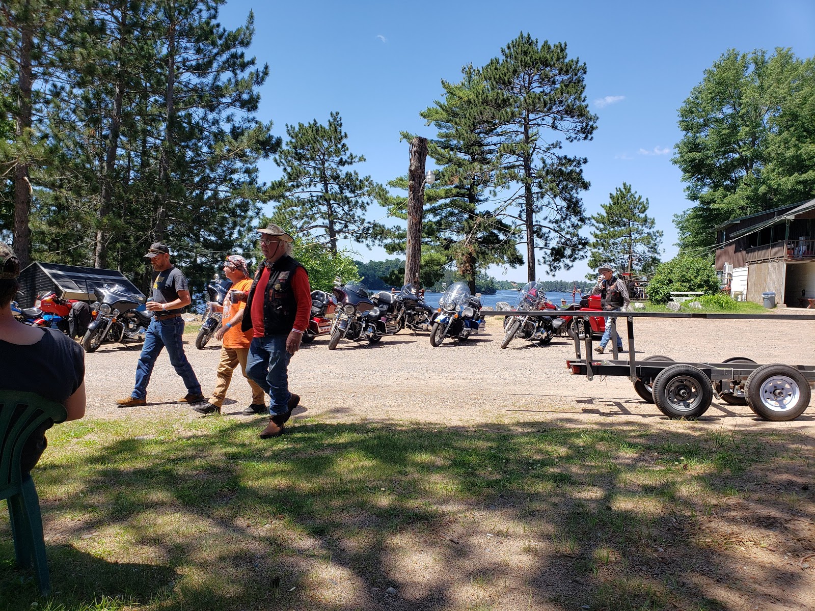 Madays Fish Trap Bar and Resort