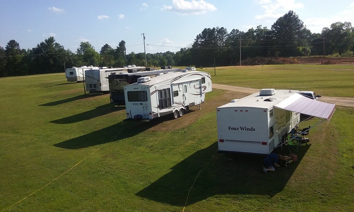 Green Acres Travel Trailer Prk