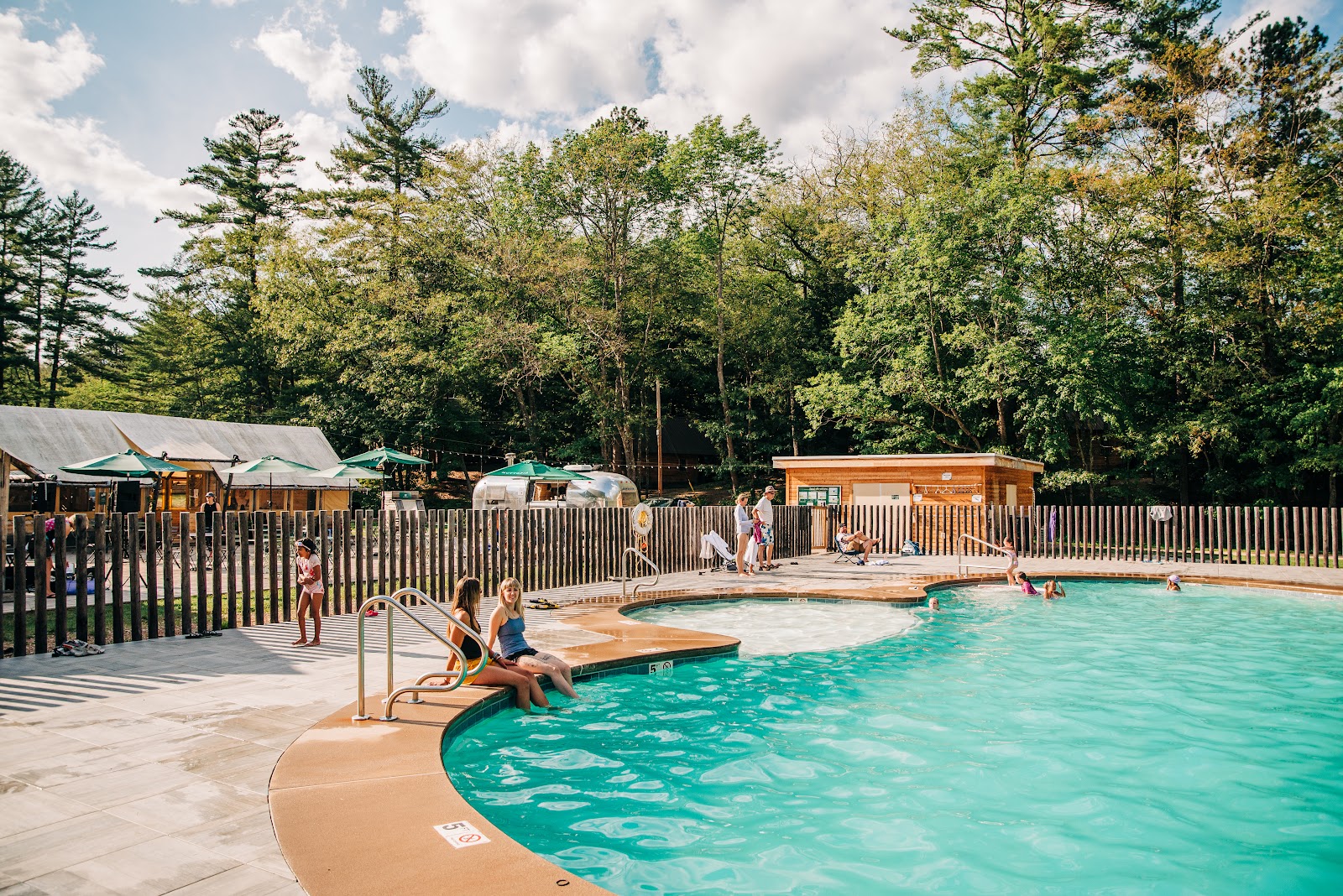 PINE KNOLL CAMPGROUND