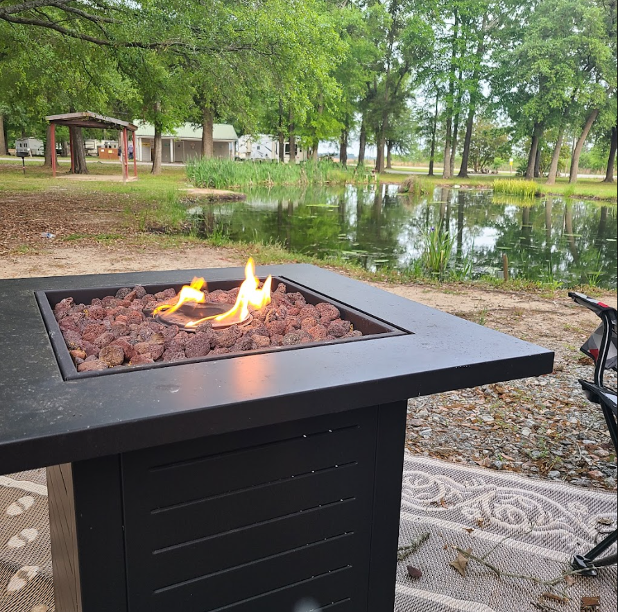 CreekSide RV Park & Campground