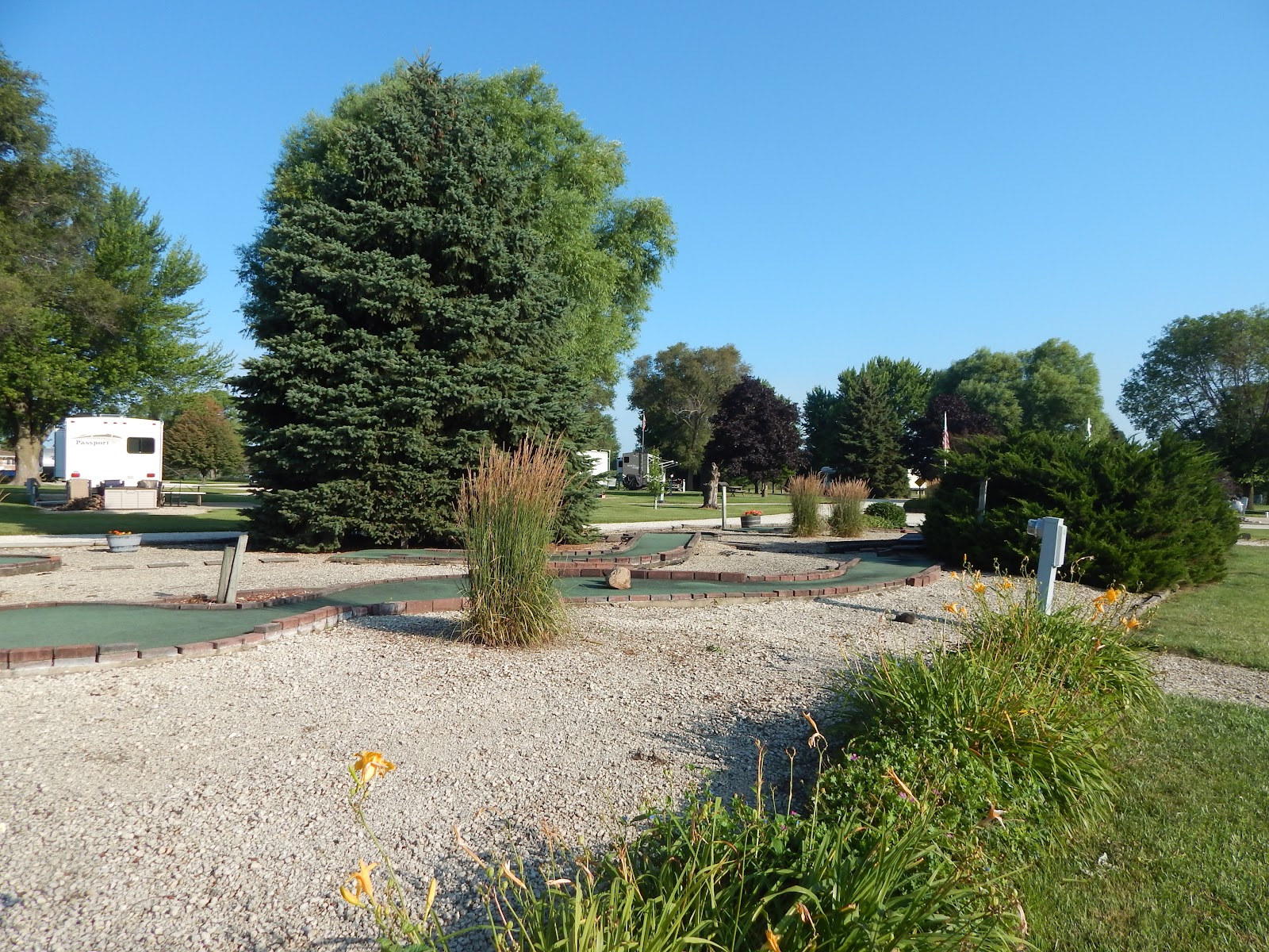 Lake Shore RV Resort