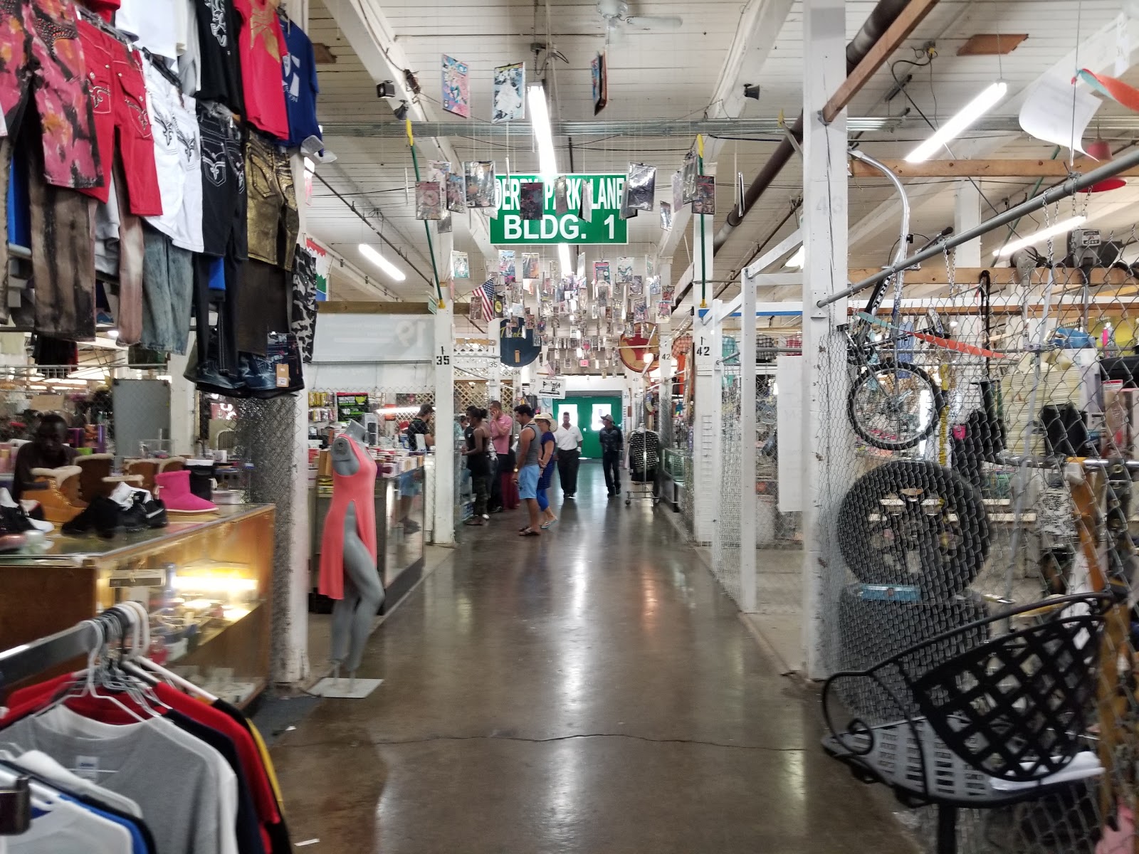 Derby Park Traders Circle Flea Market