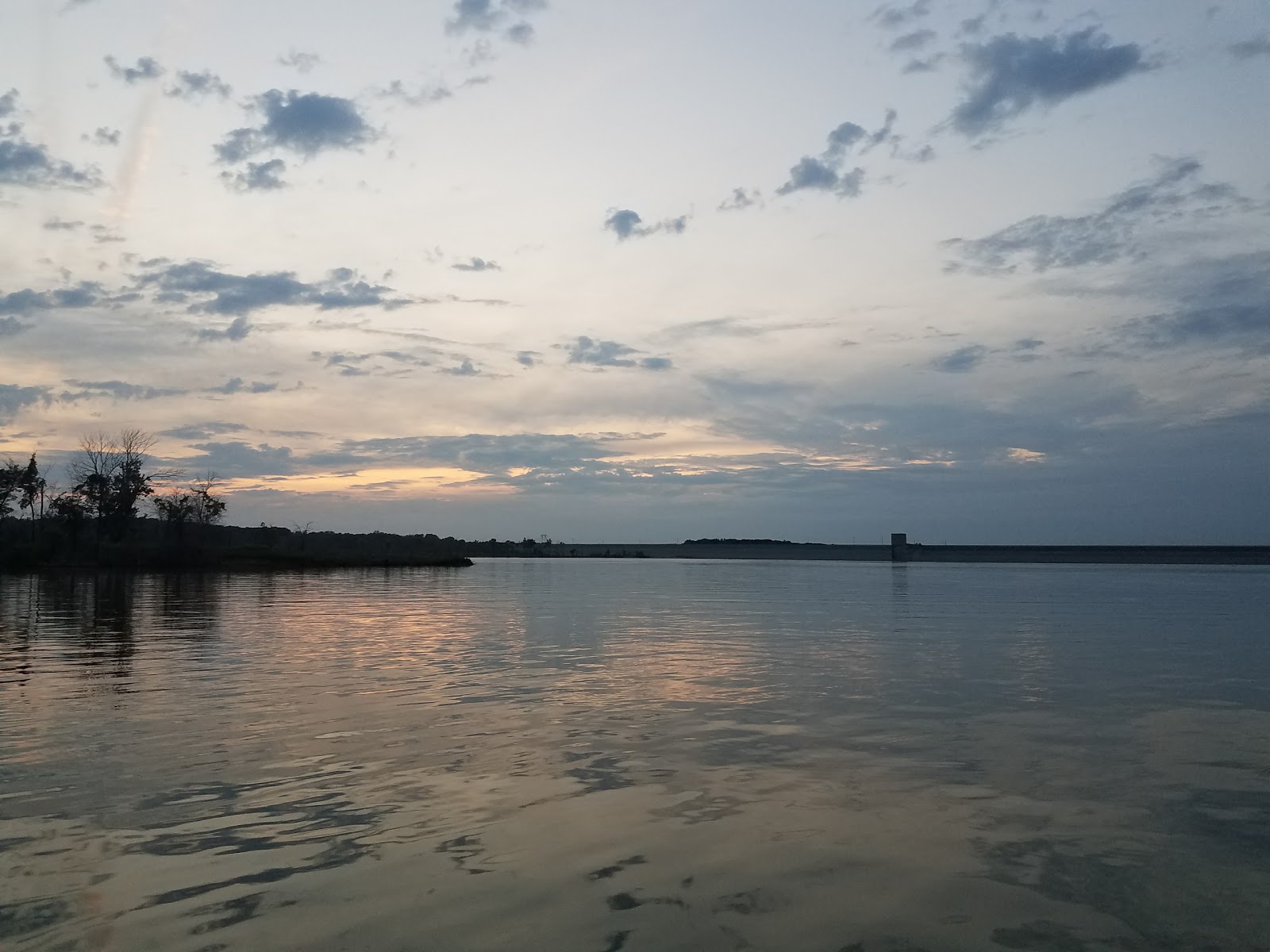 Woody's Spillway Camp & Bait