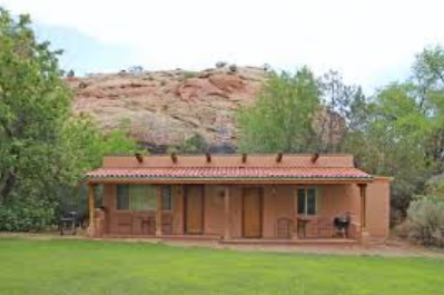 Kelly Place Bed & Breakfast Retreat & RV Park