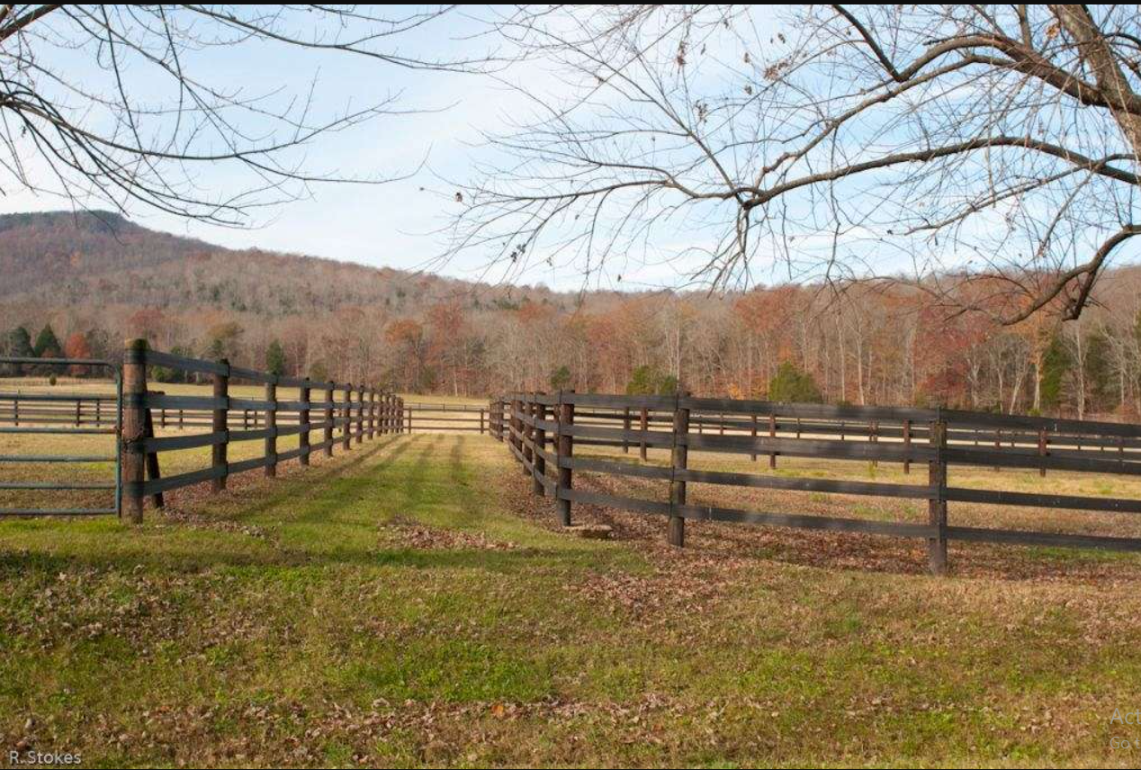 Crow Mountain Guest Ranch