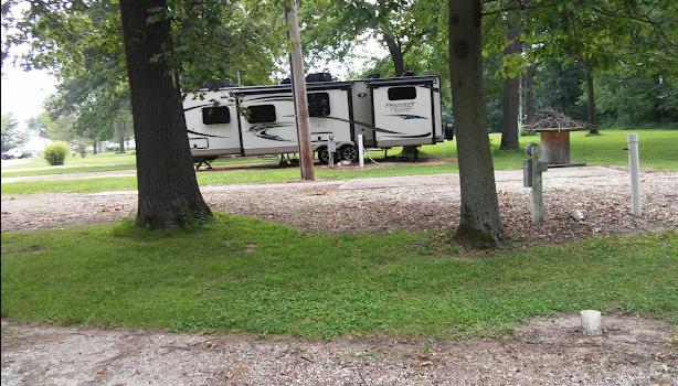 Whispering Oaks Campground