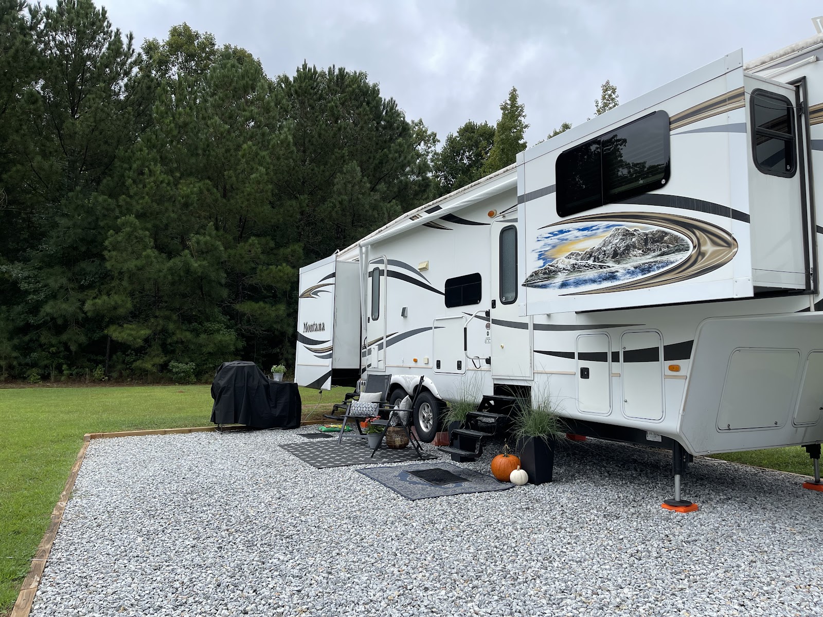 La Costa Mobile Home And RV Park