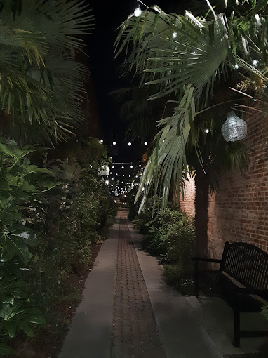 CrossRoads Coach Resort at the ROB