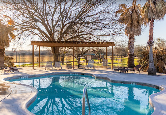 Leisure Camp and RV Park