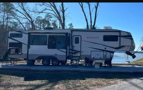 Anchors Away RV Park