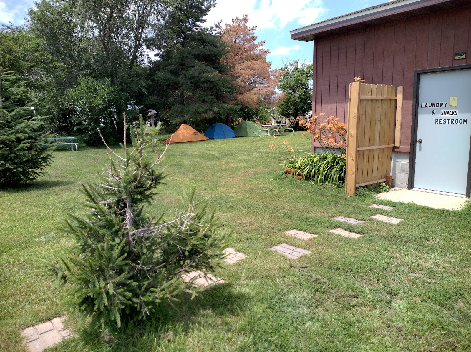 Wheel Inn Motel & RV Park